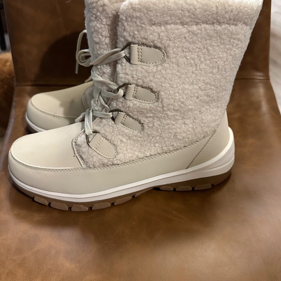 Women’s Corie Shearling Boots-Universal Thread-Cream - Picture 2 of 7